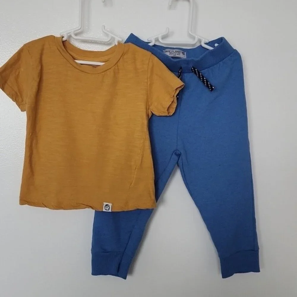 Free Planet Tshirt And Joggers size 2T